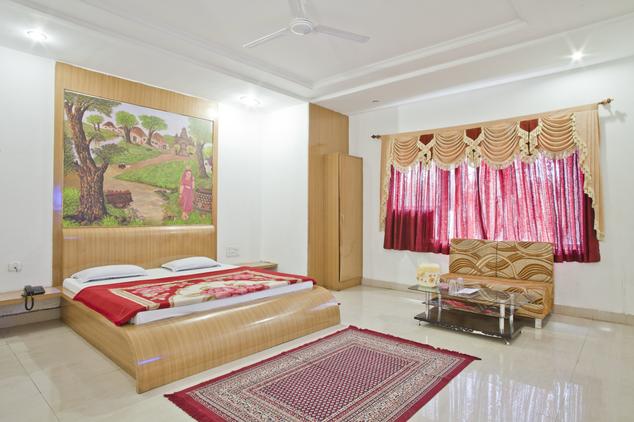 Hotel Amrapali